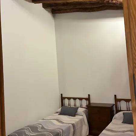 La Casa De La Fuente * Aras De Los Olmos